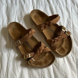 Size 40 Birkenstock